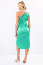 Tek Omuz Saten Elbise - 32