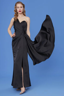 Tek Omuz Uzun Saten Elbise - 17