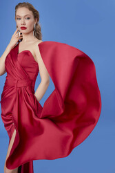 Tek Omuz Uzun Saten Elbise - 1