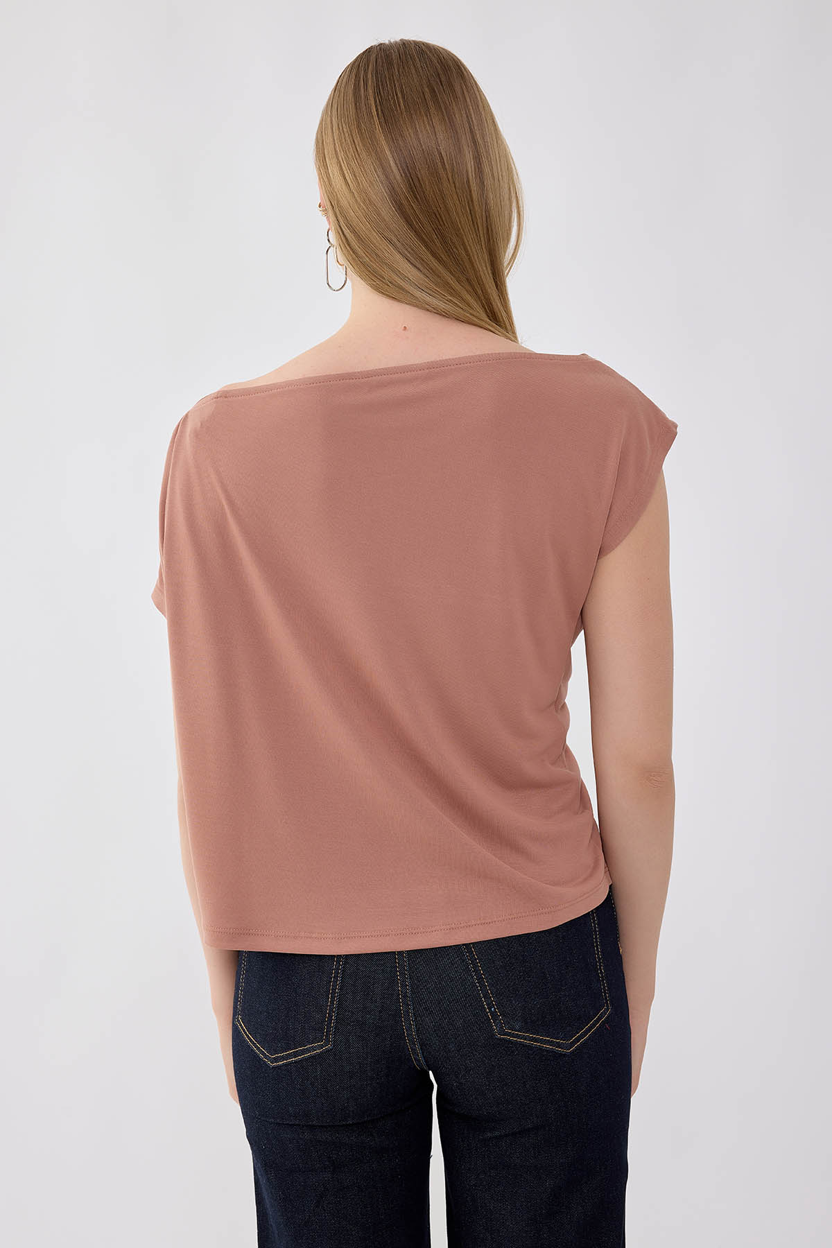 Tek Omuzu Büzgü Detaylı Bluz - Thumbnail