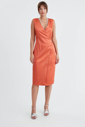 Tokalı Saten Elbise - 8