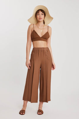 Üç Düğmeli Geniş Paça Pileli Pantolon - 22