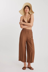 Üç Düğmeli Geniş Paça Pileli Pantolon - 25