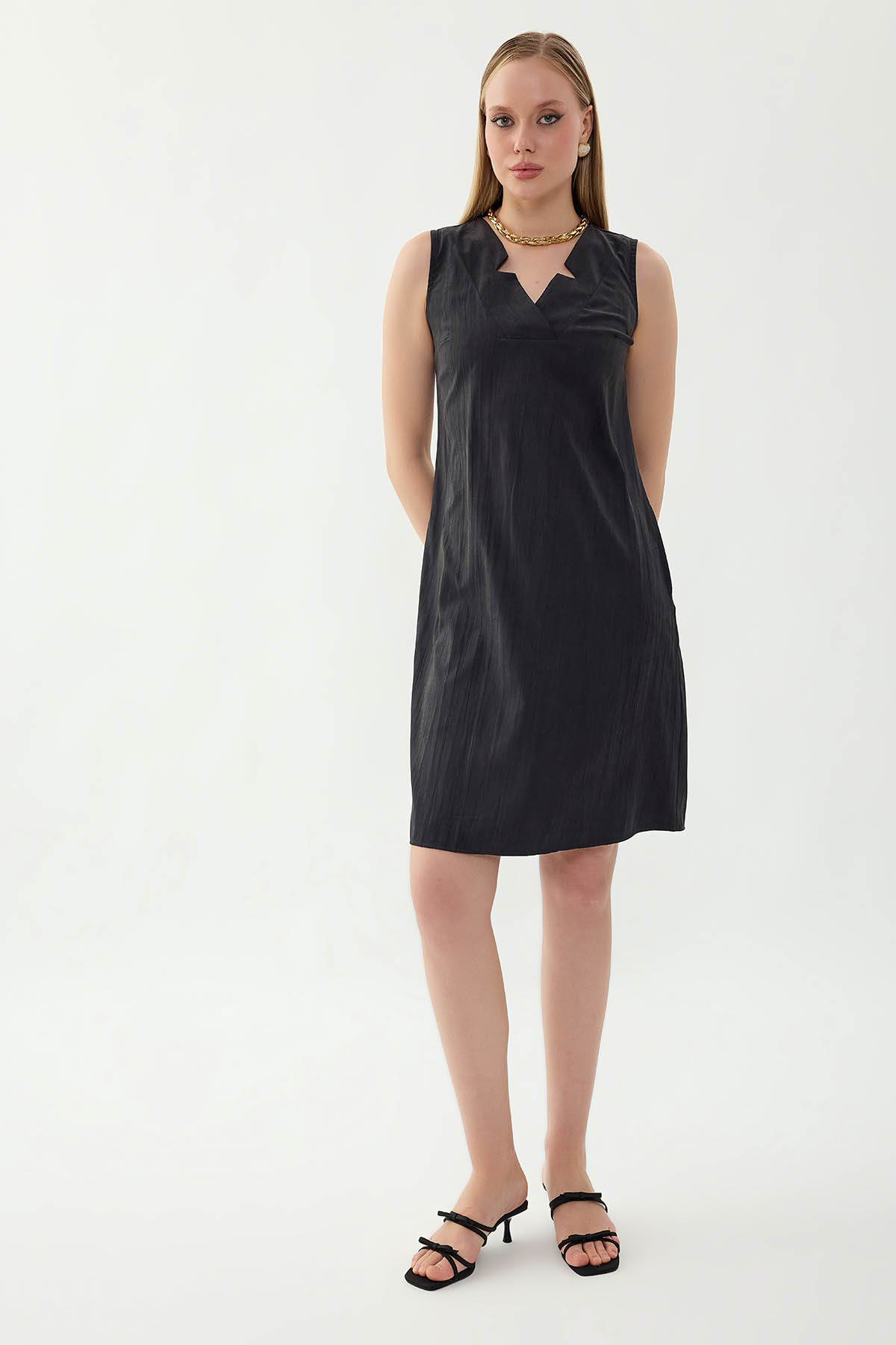 V Yaka Cepli Elbise - Thumbnail