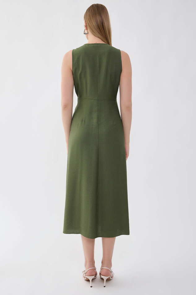 V Yaka Düğmeli Elbise - 5