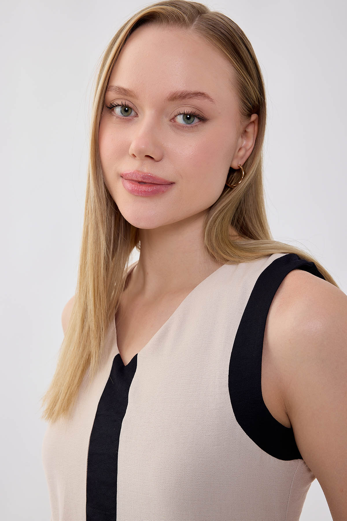 V Yaka İki Renk Uzun Elbise - Thumbnail