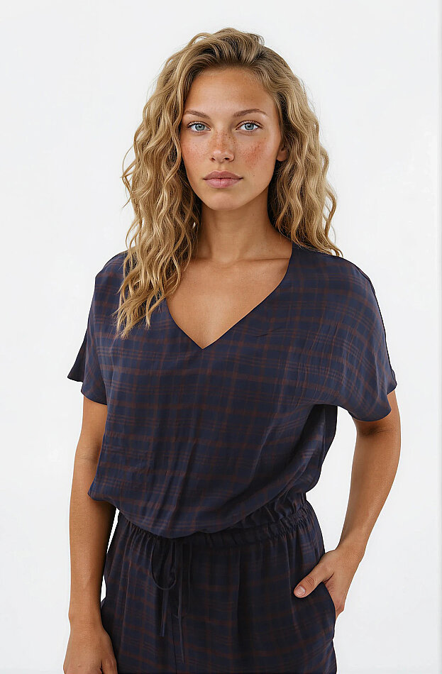 V Yaka Kareli Etek Ucu Lastikli Bluz - 2