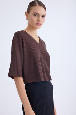 V Yaka Kısa Kol Bluz - Thumbnail (2)