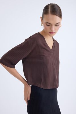 V Yaka Kısa Kol Bluz - Thumbnail (3)