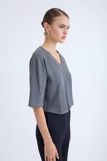 V Yaka Kısa Kol Bluz - 10