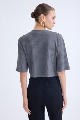 V Yaka Kısa Kol Bluz - Thumbnail (10)