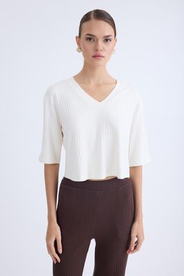 V Yaka Kısa Kol Bluz - Thumbnail (16)