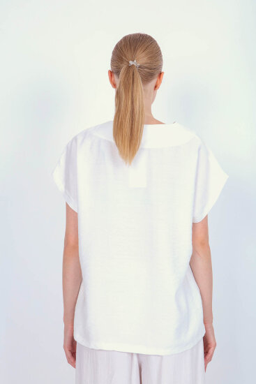 V Yaka Kısa Kol Bluz - 18