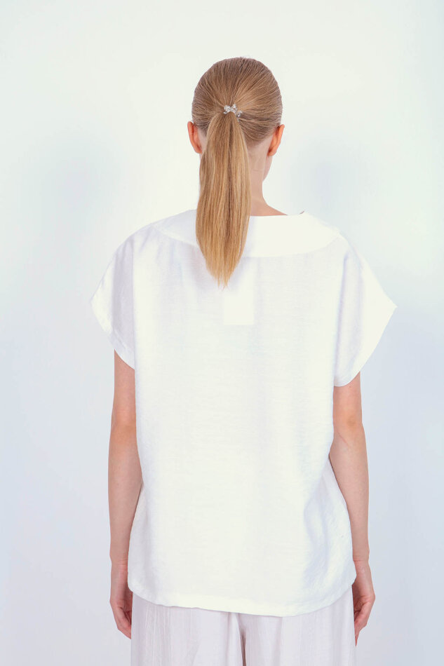 V Yaka Kısa Kol Bluz - 18