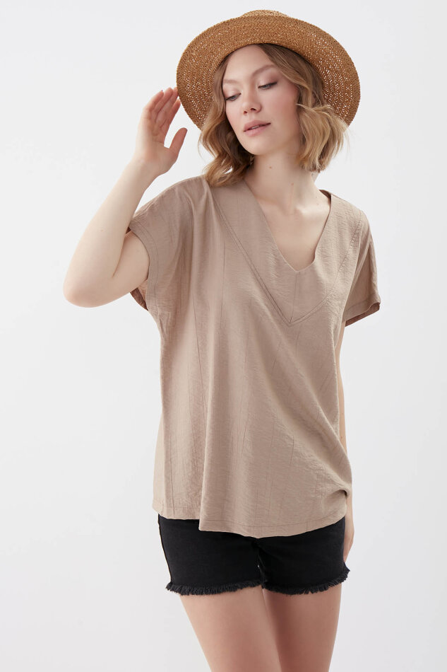 V Yaka Kısa Kol Bluz - 45