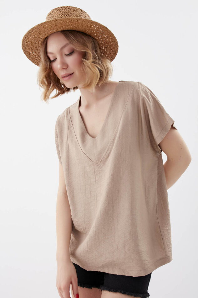 V Yaka Kısa Kol Bluz - 46