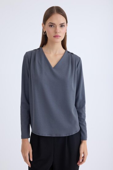 V Yaka Omuzu Düğmeli Uzun Kol Bluz - 7