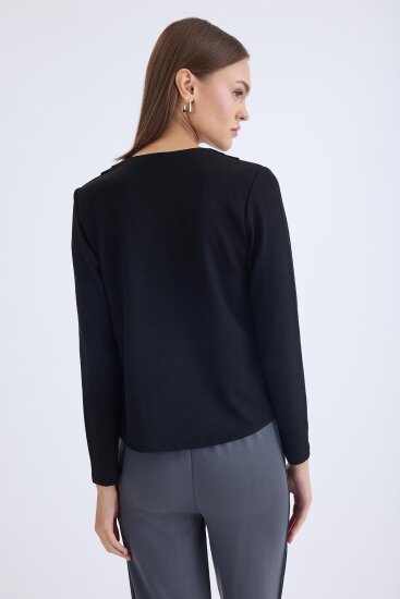 V Yaka Omuzu Düğmeli Uzun Kol Bluz - 20