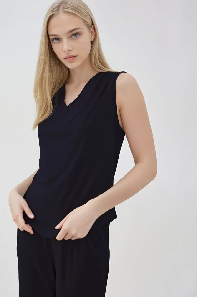 V Yaka Omuzu Pileli Bluz - 16