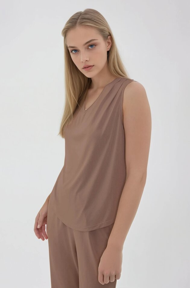 V Yaka Omuzu Pileli Bluz - 20