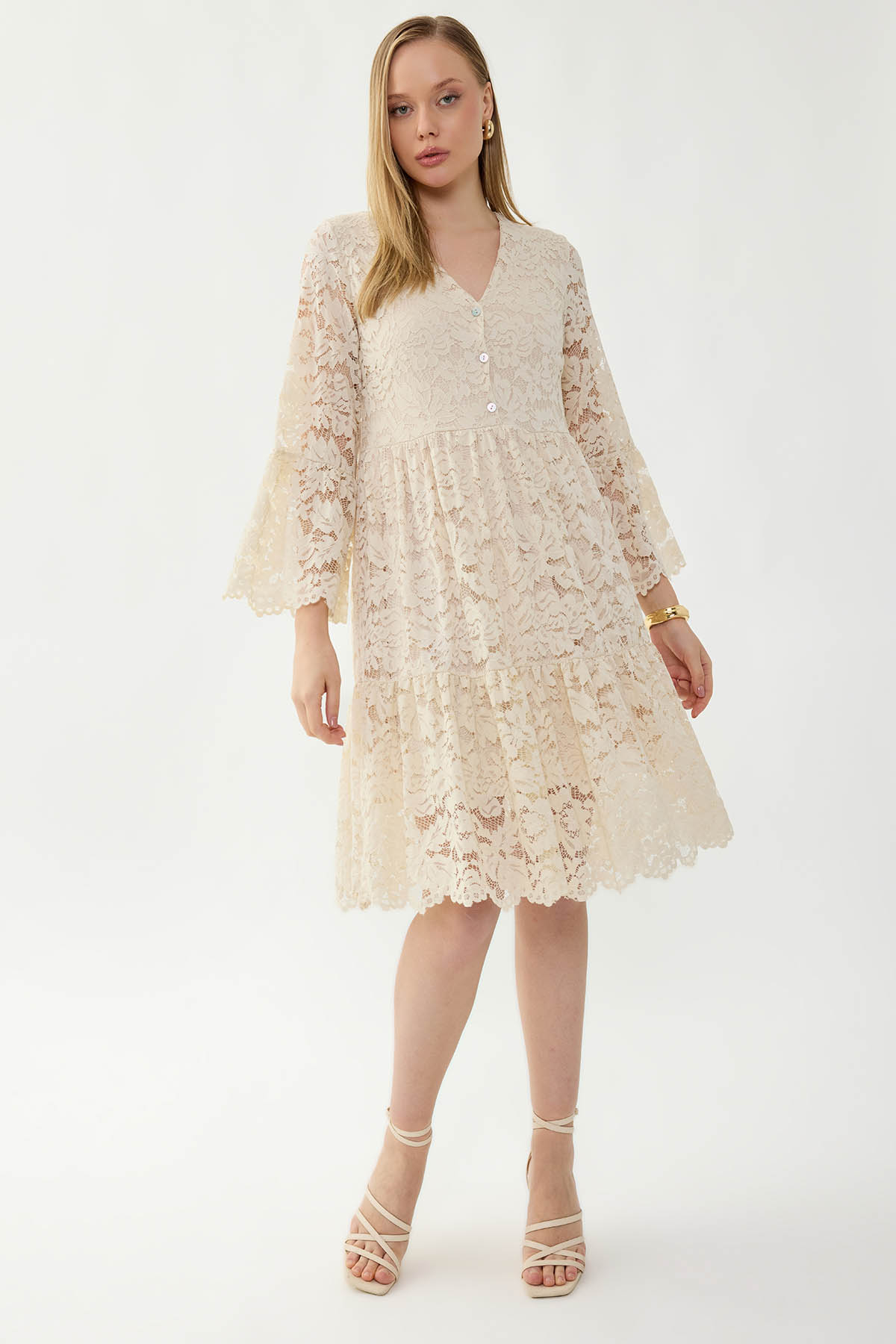 V Yaka Önü Düğmeli Dantelli Elbise - Thumbnail