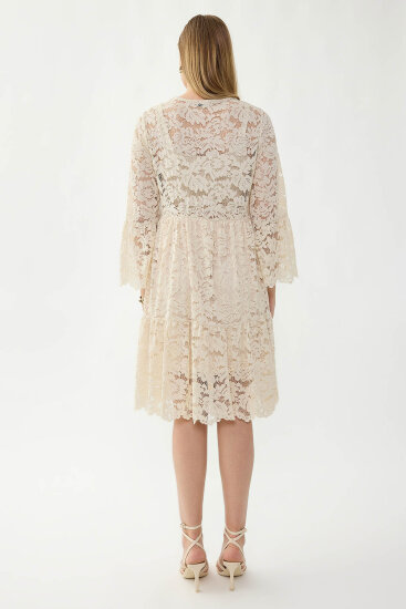 V Yaka Önü Düğmeli Dantelli Elbise - 4