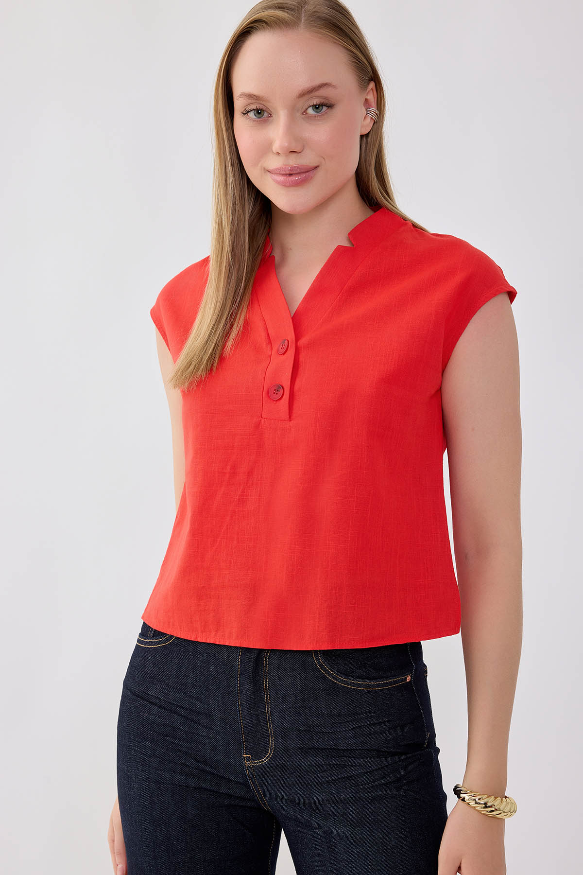 VİTRİN - V Yaka Önü Düğmeli Viskon Keten Bluz (1)