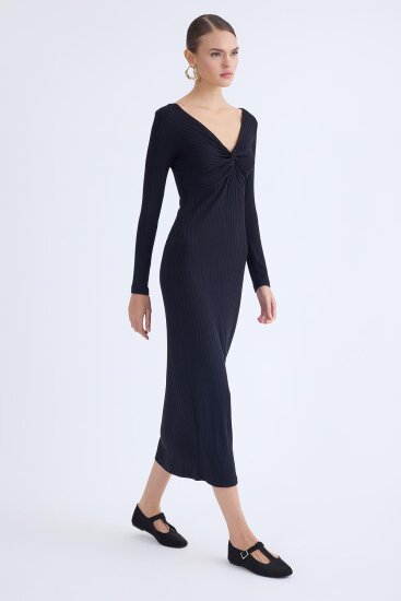 V Yaka Önü Düğüm Detaylı Uzun Elbise - 16