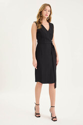 V Yaka Önü Tokalı Sıfır Kol Elbise - 3