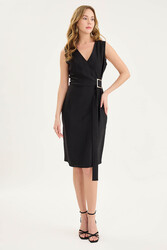 V Yaka Önü Tokalı Sıfır Kol Elbise - 5