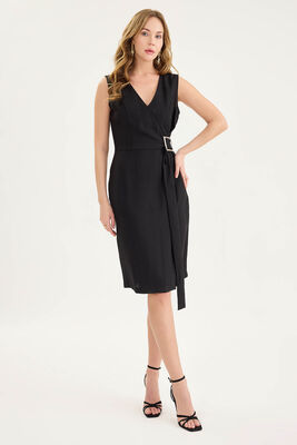 V Yaka Önü Tokalı Sıfır Kol Elbise - 1