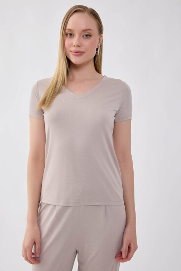 V Yaka Salaş Tişört - 1