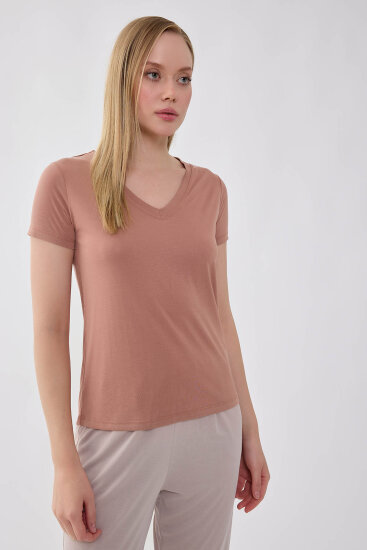 V Yaka Salaş Tişört - 9