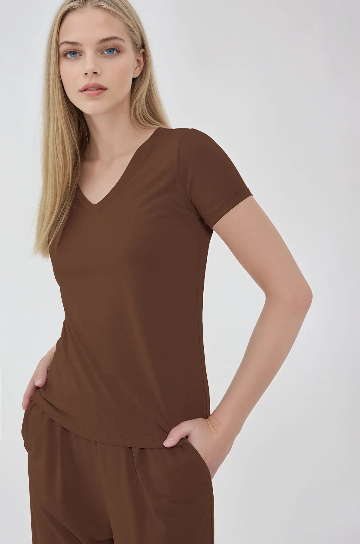 V Yaka Salaş Tişört - Thumbnail