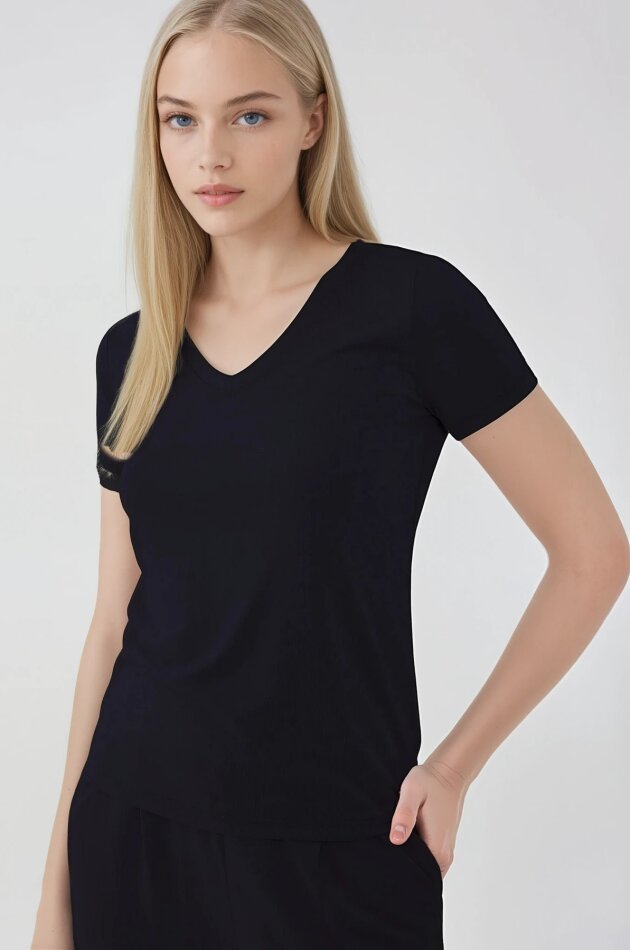 V Yaka Salaş Tişört - 19