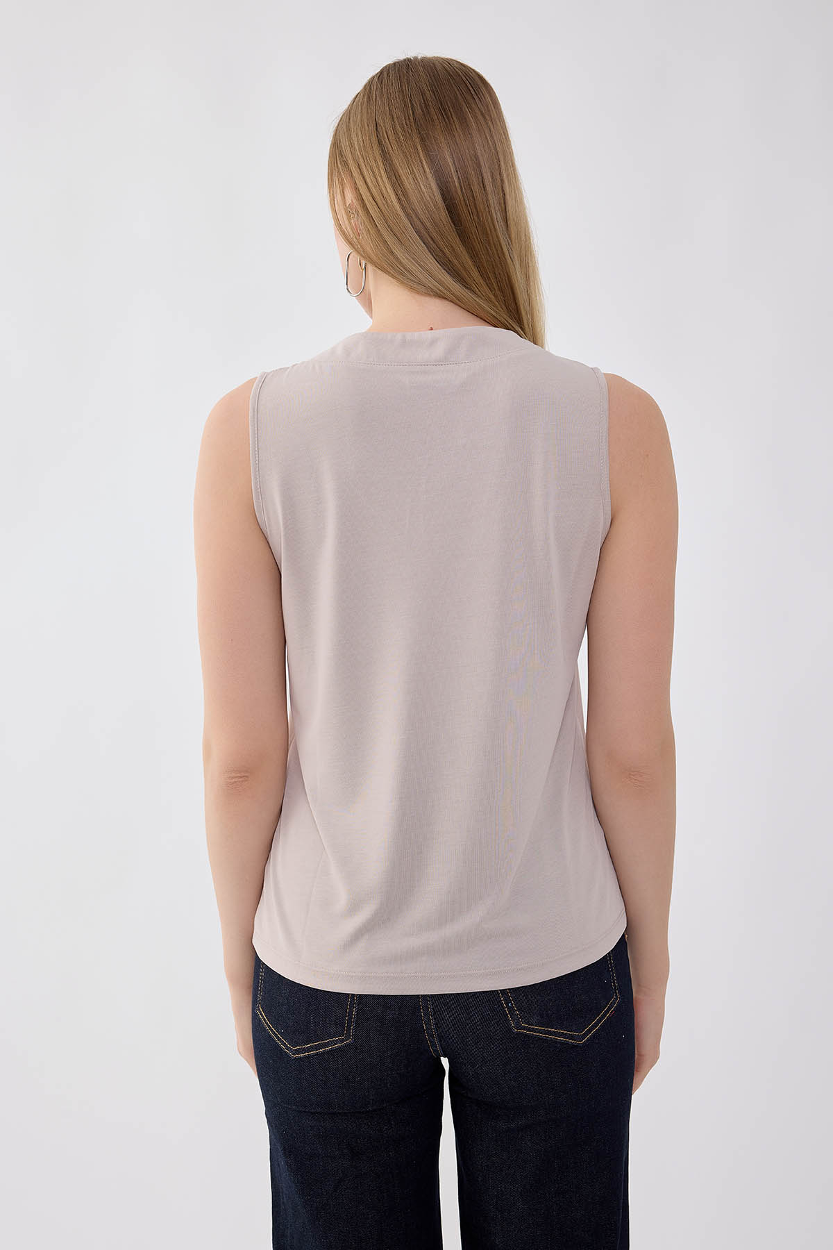 V Yaka Sıfır Kol Bluz - Thumbnail