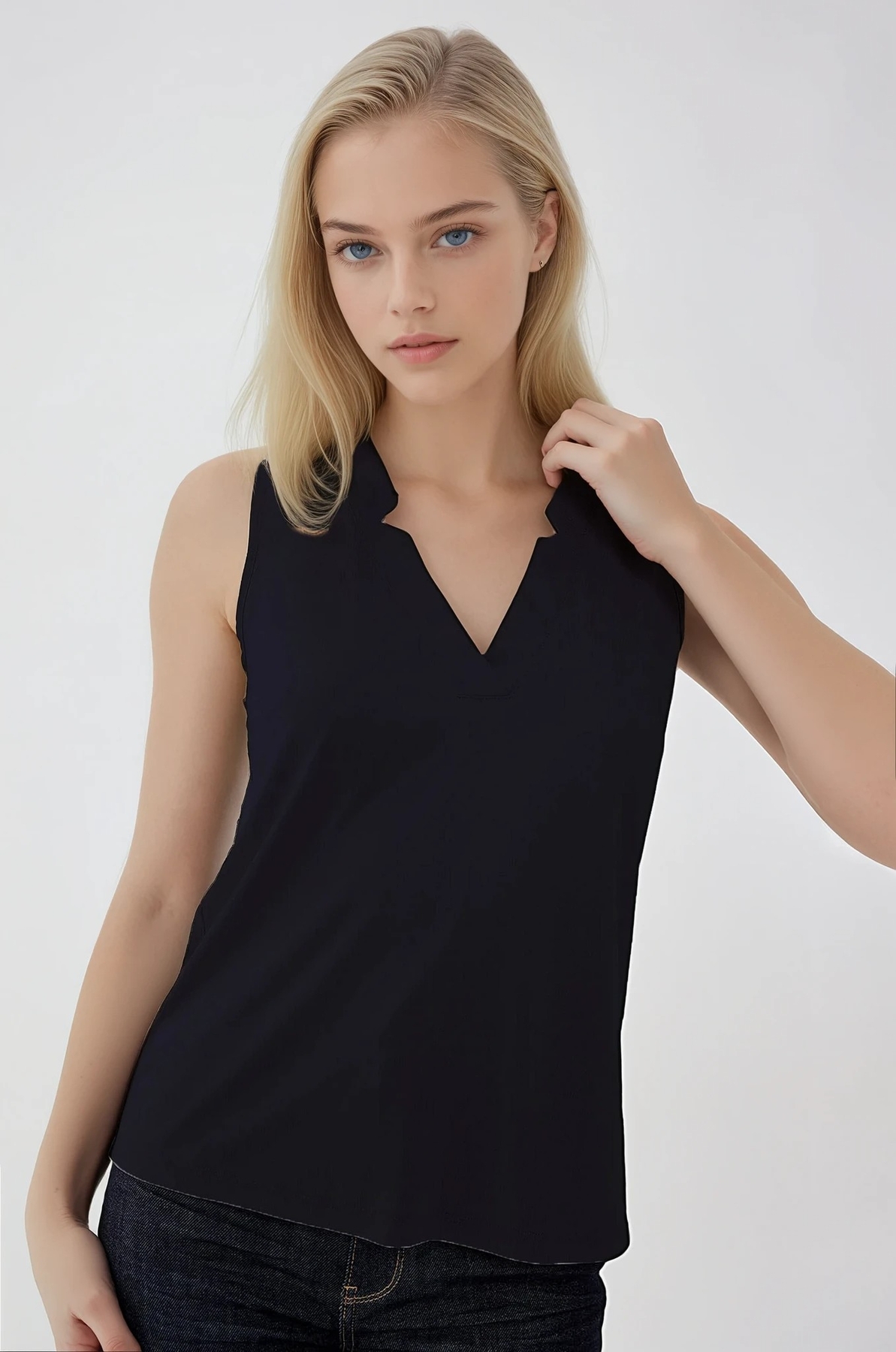 V Yaka Sıfır Kol Bluz - Thumbnail