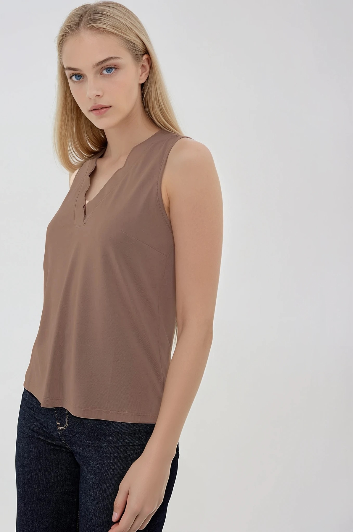 V Yaka Sıfır Kol Bluz - Thumbnail