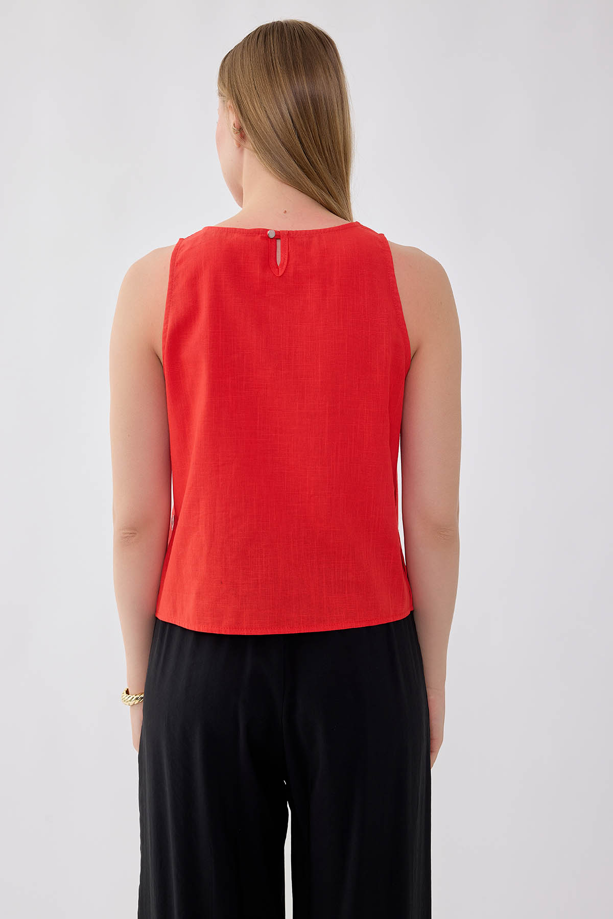 Viskon Keten Yanları Düğmeli Sıfır Kol Bluz - Thumbnail