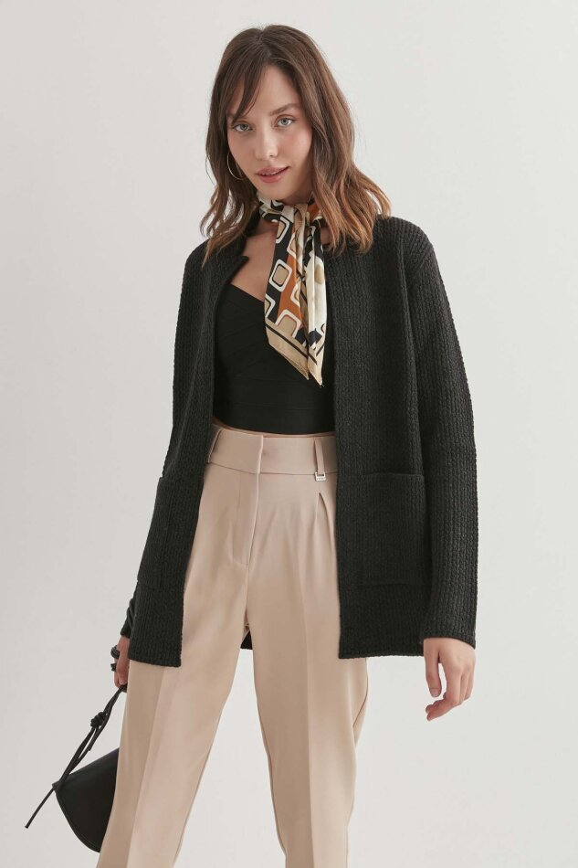 Yaka Cep Detaylı Triko Hırka - 18