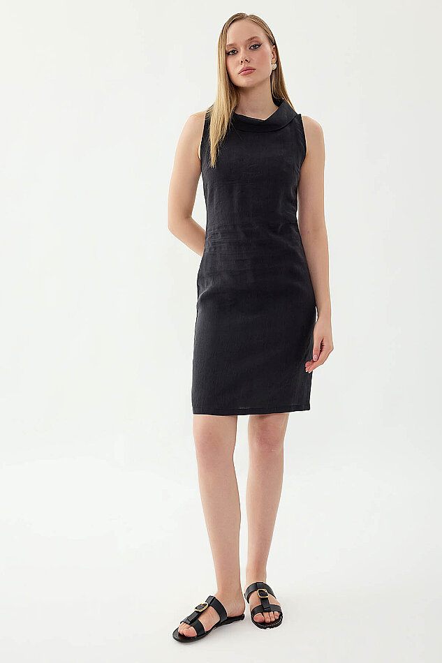 Yaka Detaylı Sıfır Kol Elbise - 30