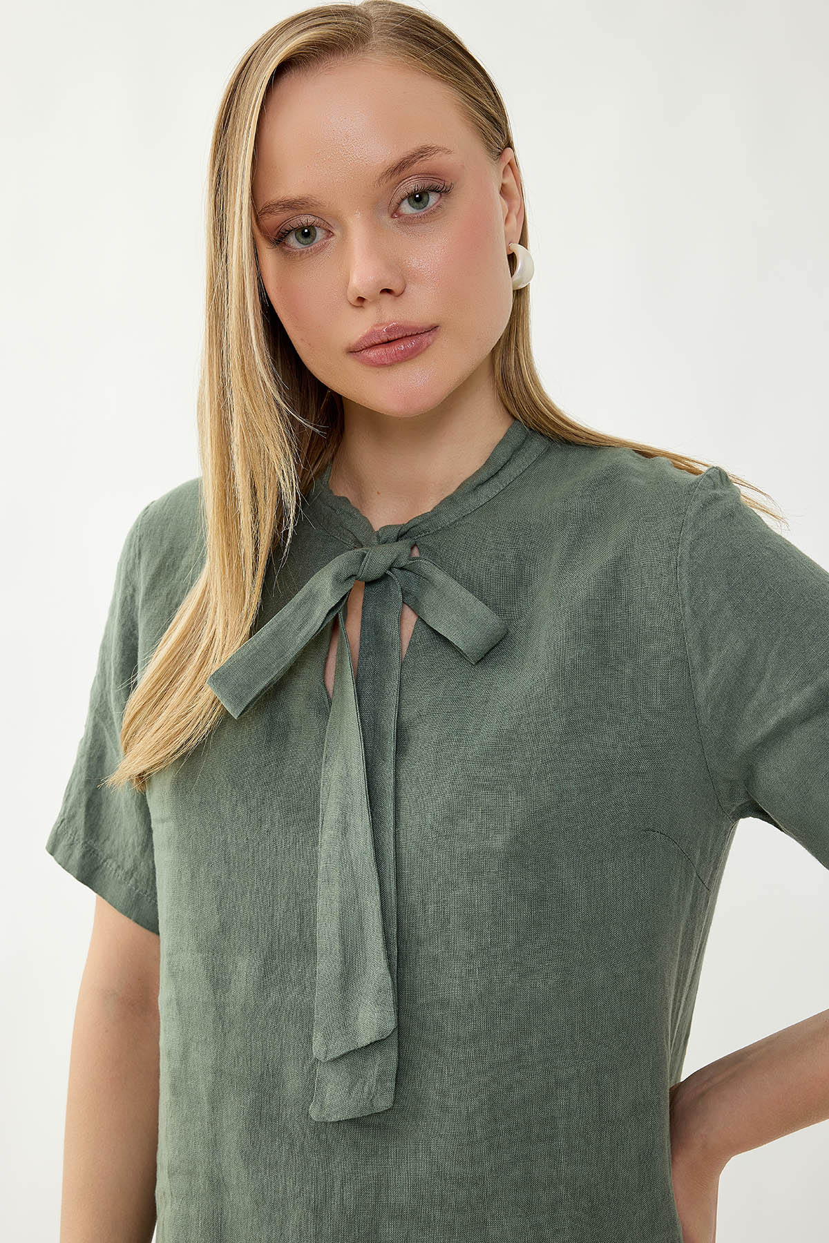 %100 Keten Yakası Bağlamalı Kısa Kol Elbise - Thumbnail