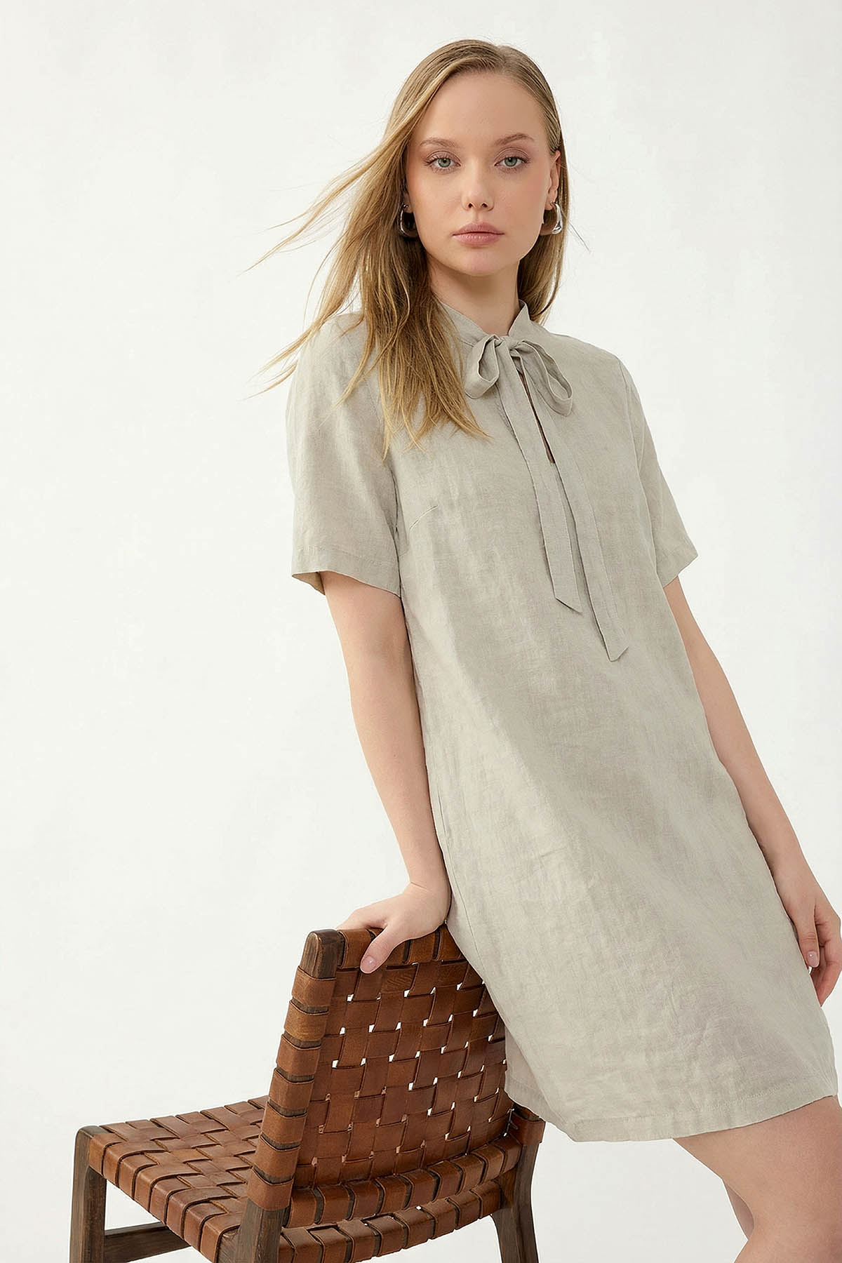 %100 Keten Yakası Bağlamalı Kısa Kol Elbise - Thumbnail
