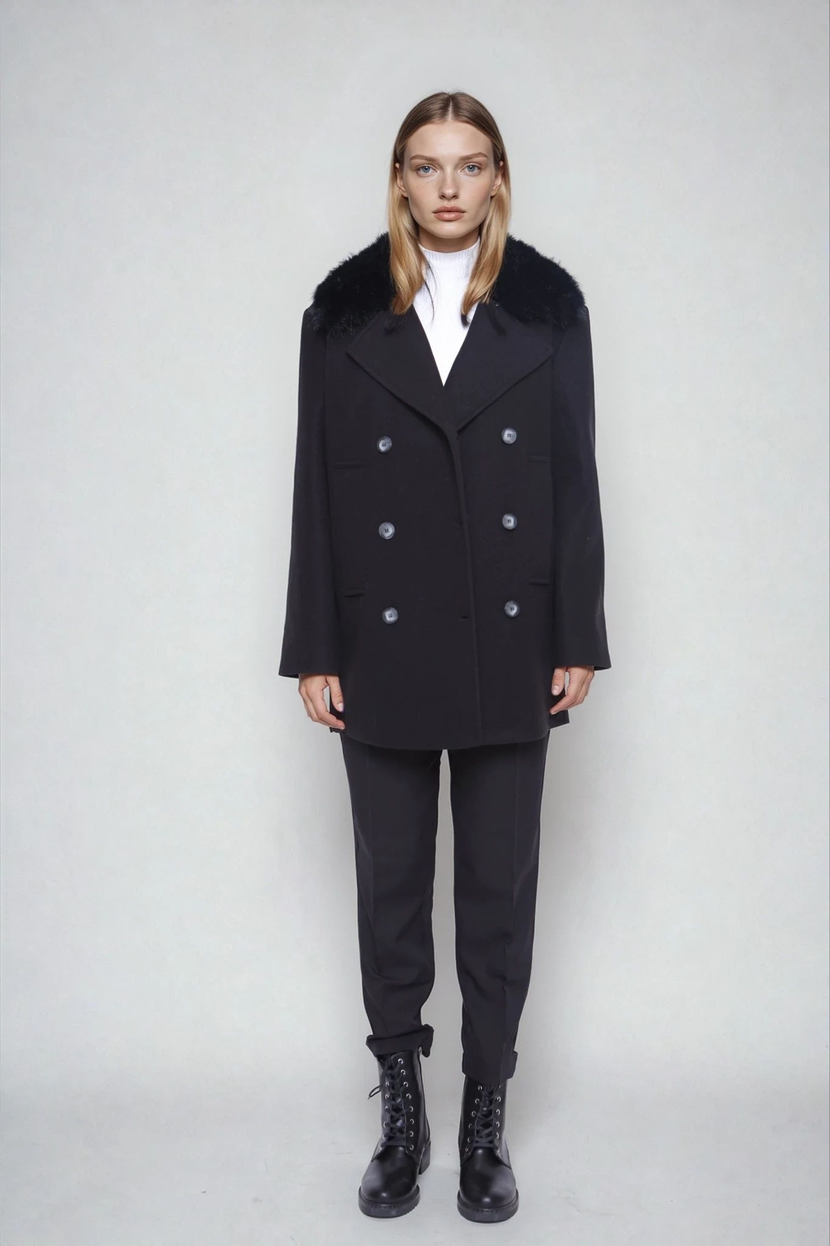 Yakası Tüylü Büyük Cepli Kısa Kaşe Kaban - Thumbnail