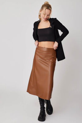 Yanı Fermuarlı Midi Boy Deri Etek (1)