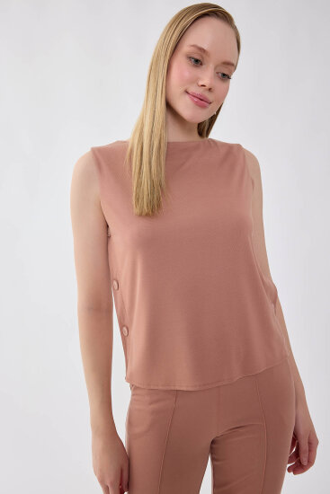 Yanları Düğmeli Bluz - 11