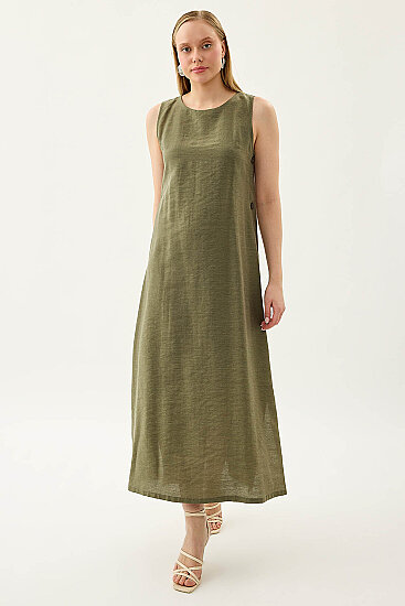 Yanları Düğmeli Sıfır Kol Elbise