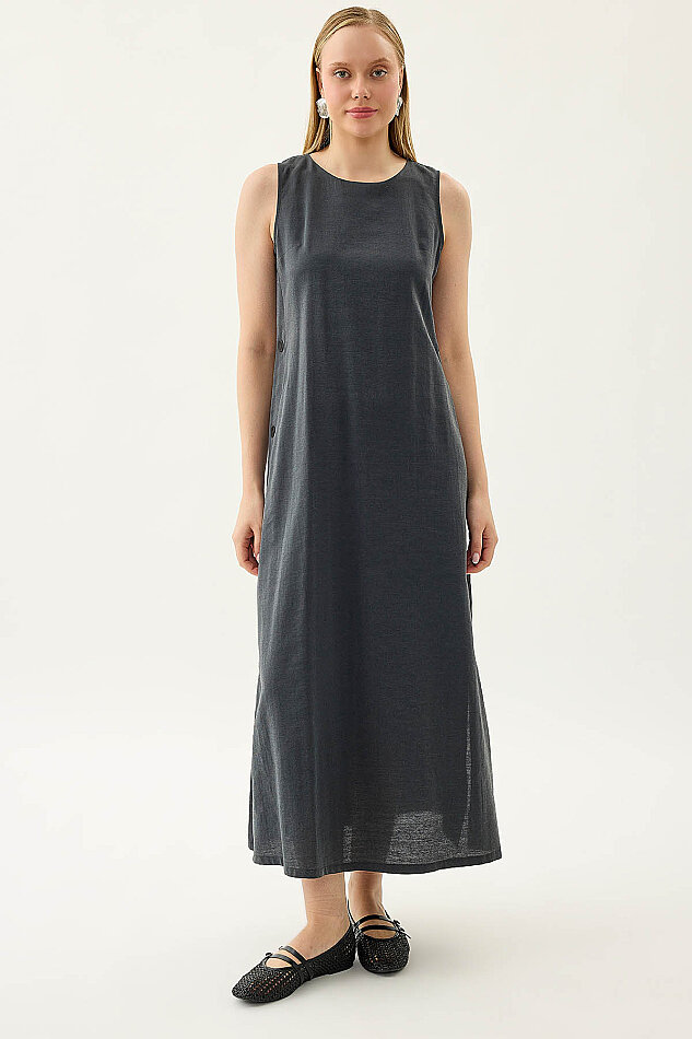 Yanları Düğmeli Sıfır Kol Elbise - 7