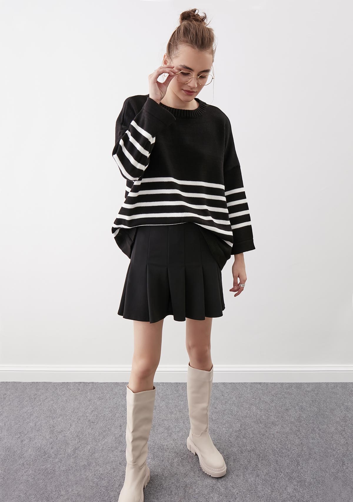 Yuvarlak Yaka Çizgili Oversize Kazak - Thumbnail