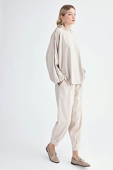 Yuvarlak Yaka Kenarı Şeritli Oversize Bluz - 2
